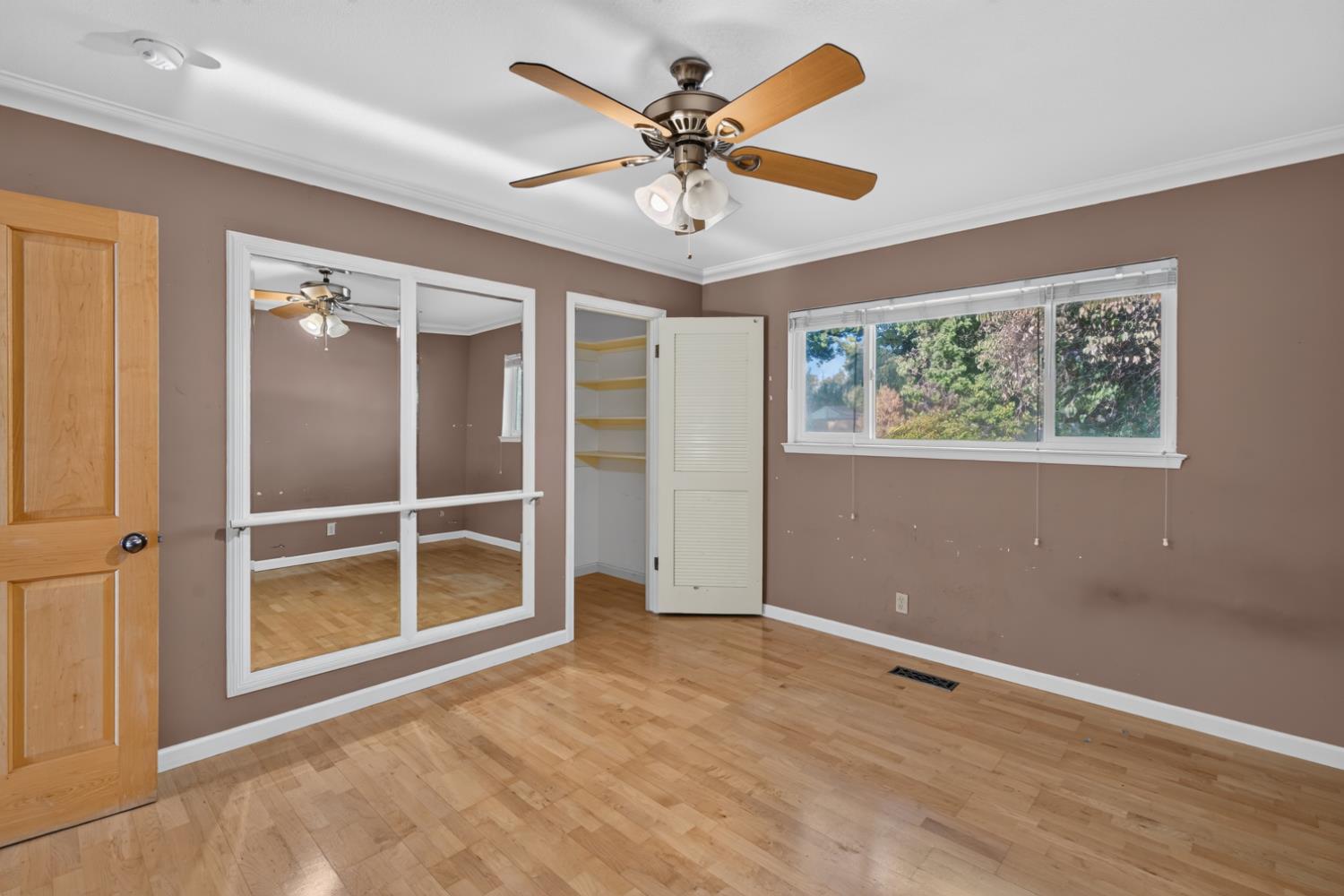5646 N Lafayette Ave, Fresno, CA 93711