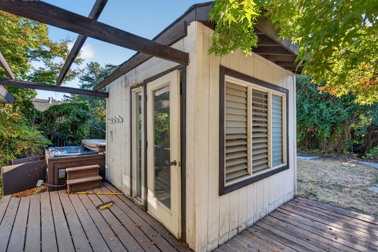 5646 N Lafayette Ave, Fresno, CA 93711