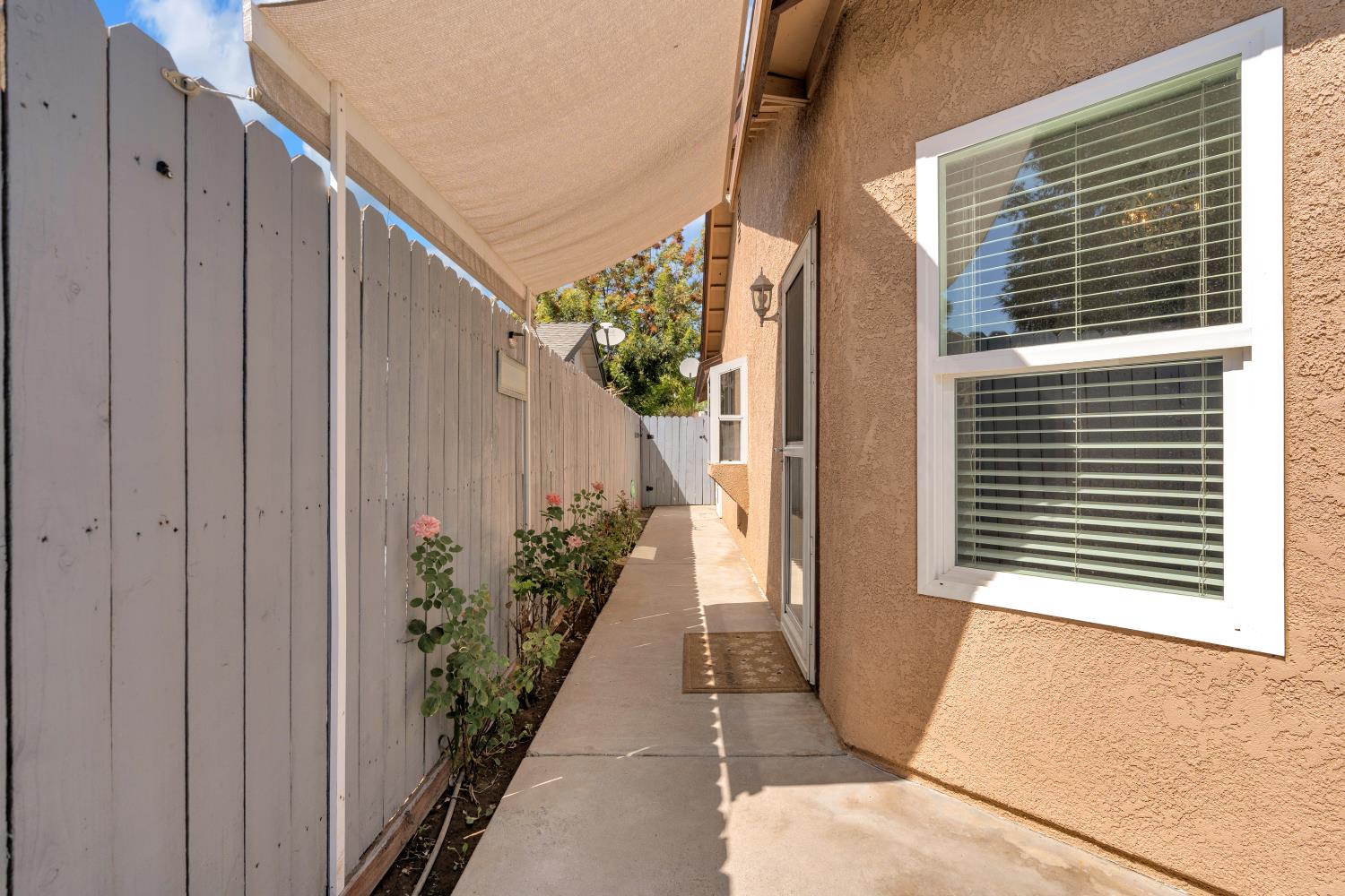 6205 W San Ramon Ave, Fresno, CA 93723