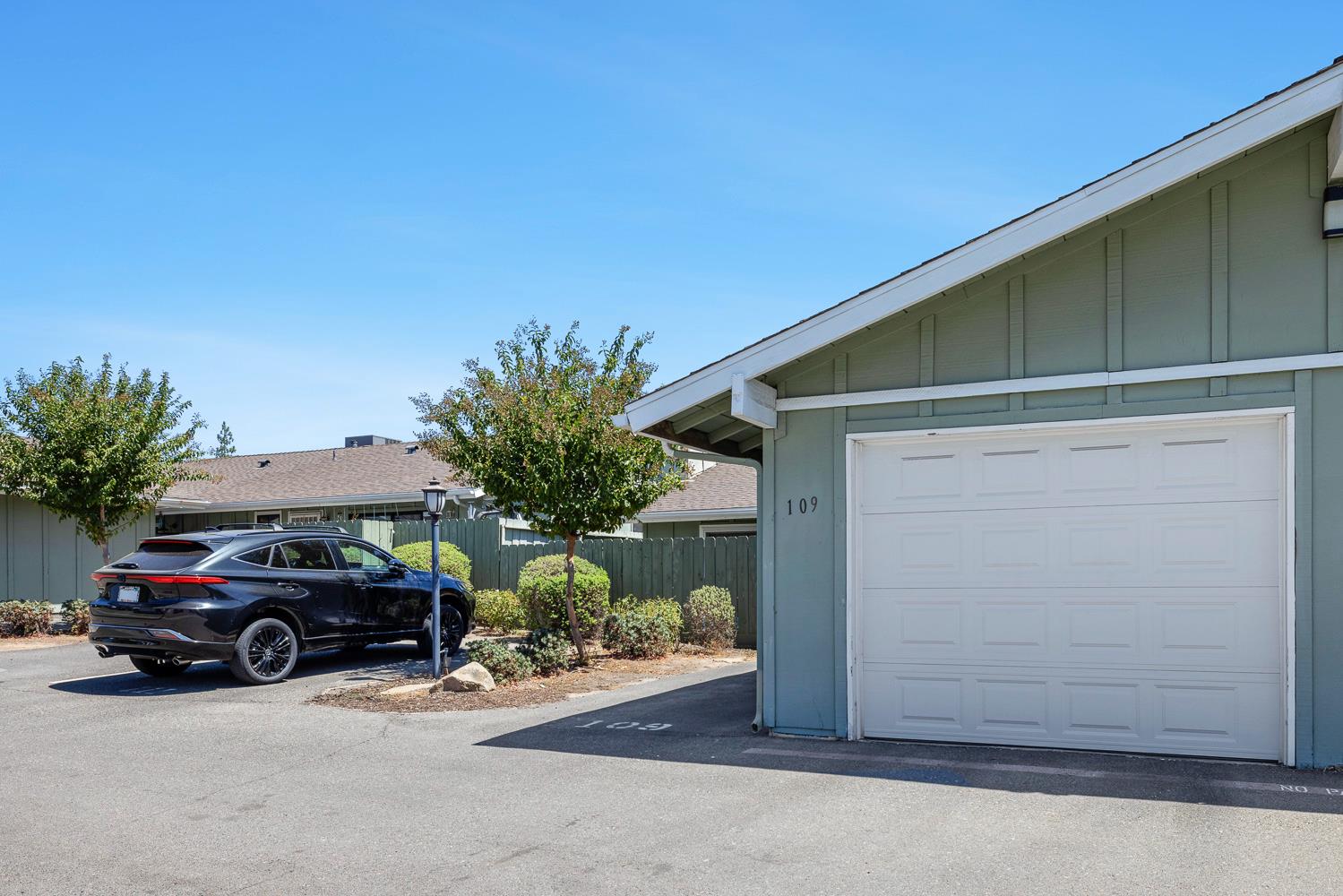 297 E Bullard Ave #109, Fresno, CA 93710