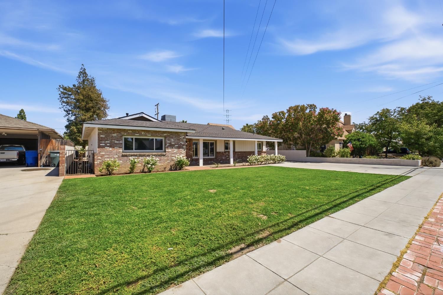 2146 N Maple Ave, Fresno, CA 93703