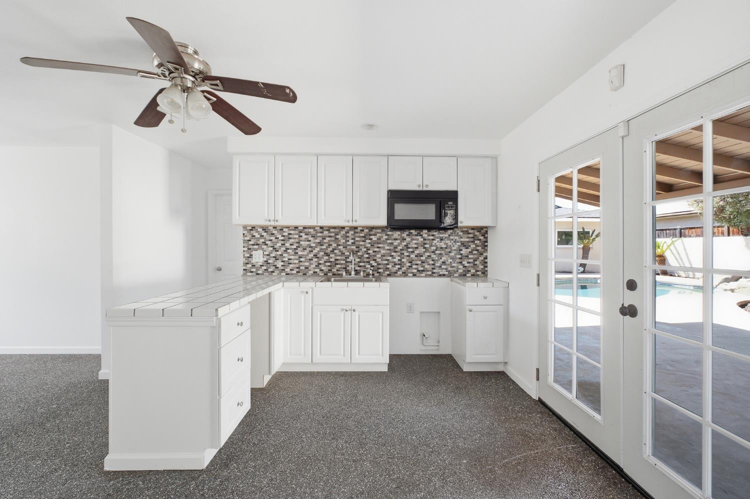 2146 N Maple Ave, Fresno, CA 93703
