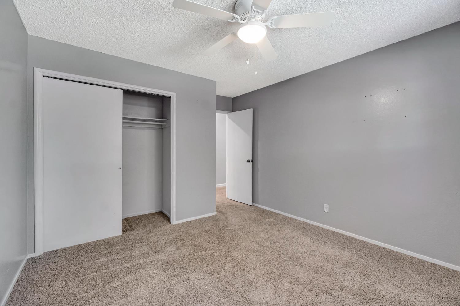 4887 E Pico Ave, Fresno, CA 93726