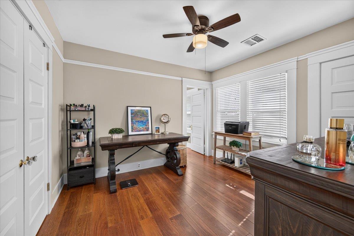 640 E Cambridge Ave, Fresno, CA 93704