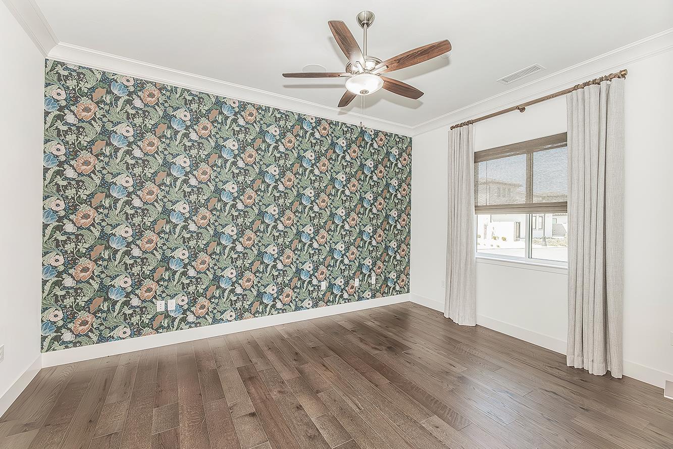 2825 E Beech Tree Dr, Fresno, CA 93730