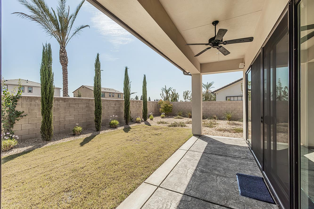 2825 E Beech Tree Dr, Fresno, CA 93730
