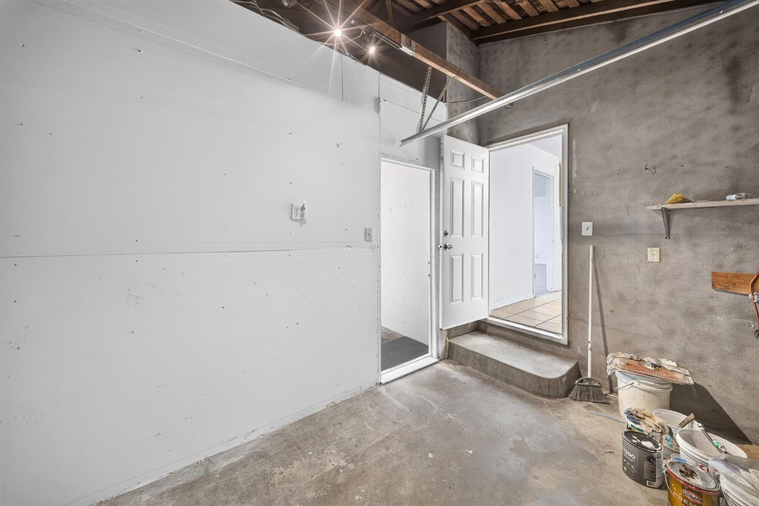 2903 N Fisher St, Fresno, CA 93703