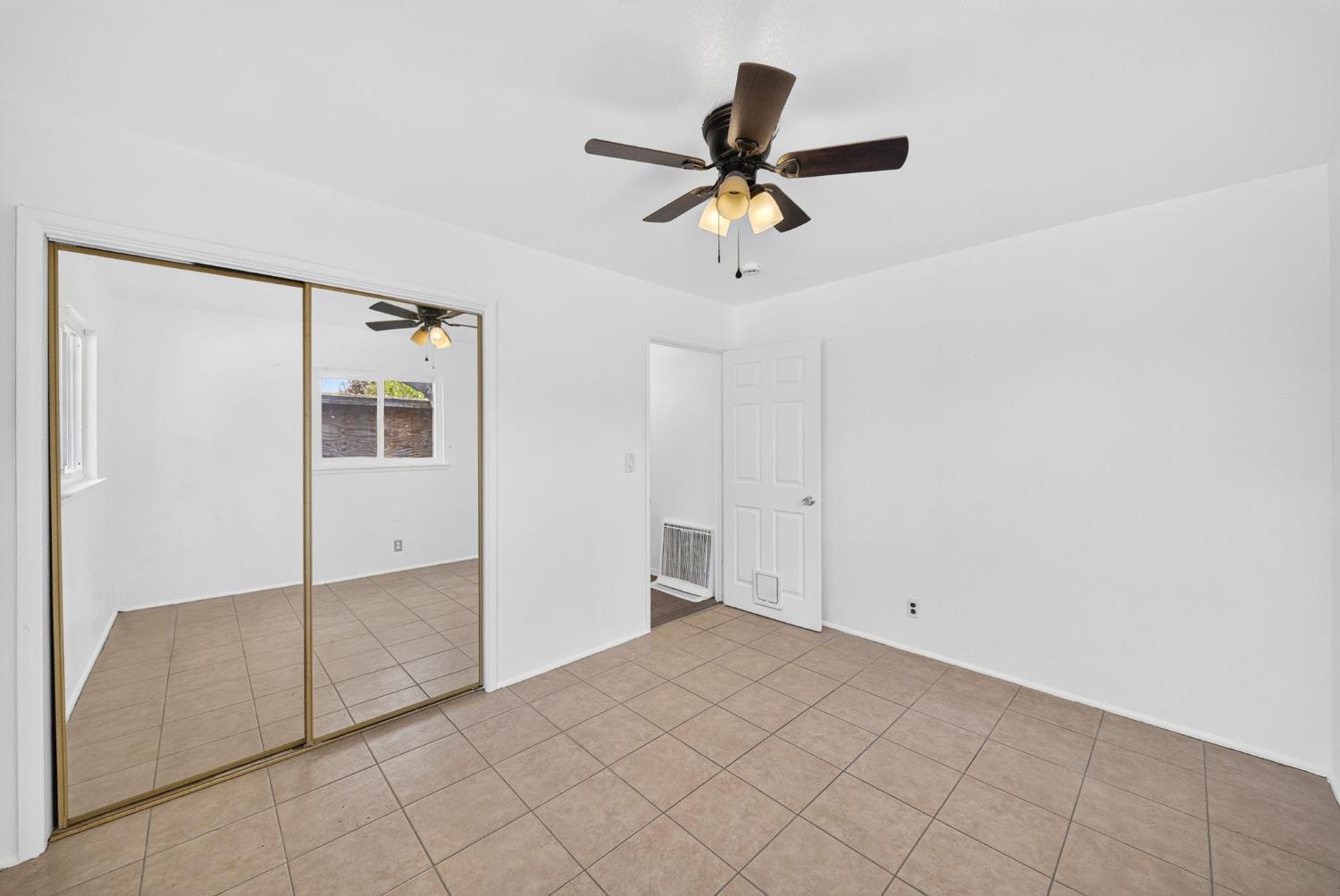 2903 N Fisher St, Fresno, CA 93703