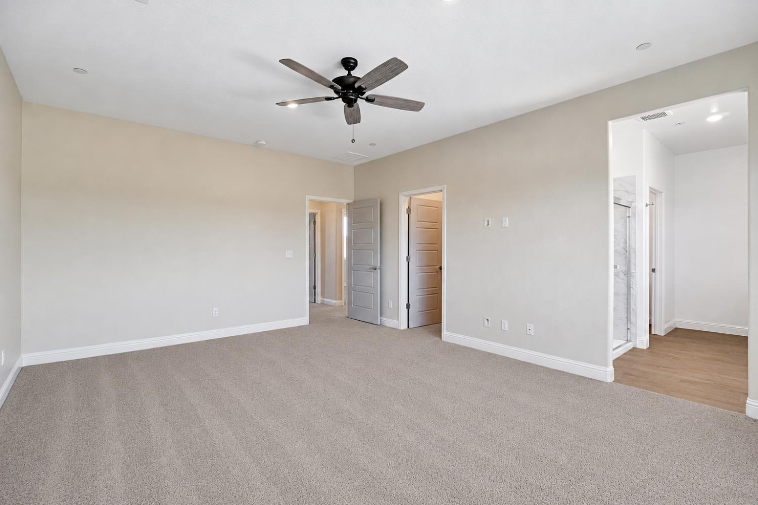 454 S Apricot Ave, Fresno, CA 93727