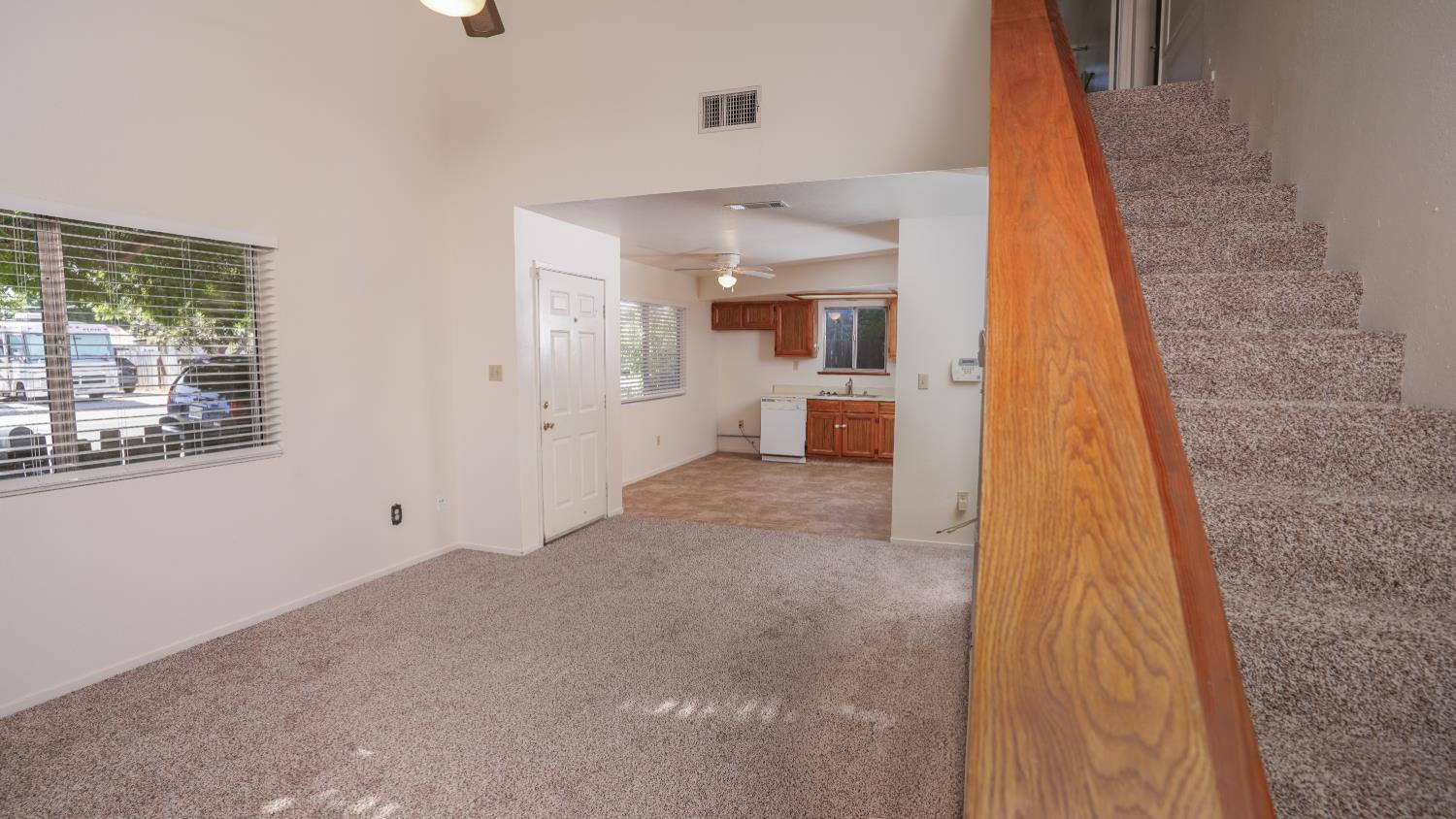 173 N Hayes St, Coalinga, CA 93210