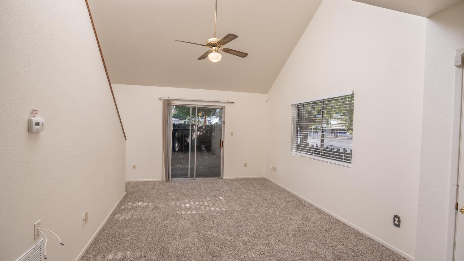 173 N Hayes St, Coalinga, CA 93210