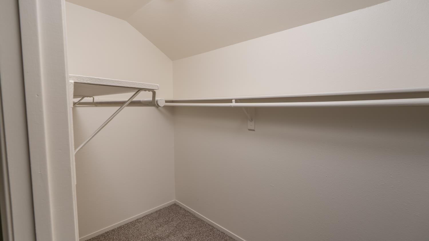 173 N Hayes St, Coalinga, CA 93210