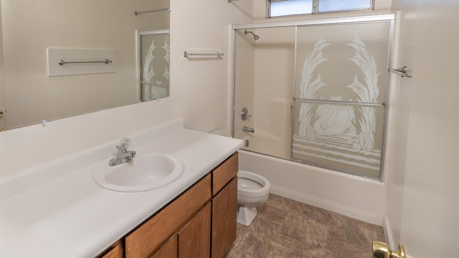 173 N Hayes St, Coalinga, CA 93210