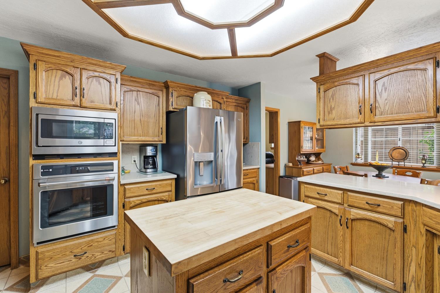 139 E Chestnut, Visalia, CA 93277