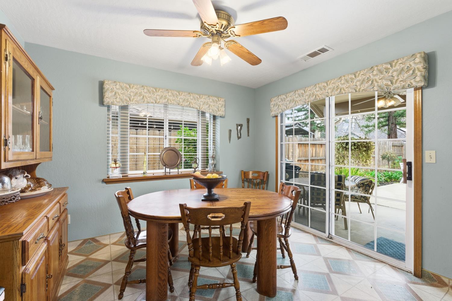 139 E Chestnut, Visalia, CA 93277