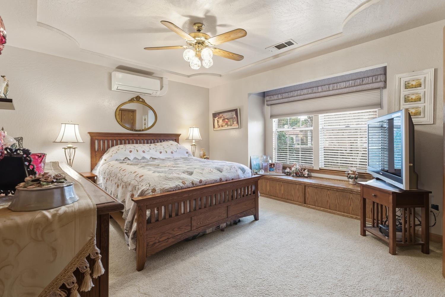 139 E Chestnut, Visalia, CA 93277