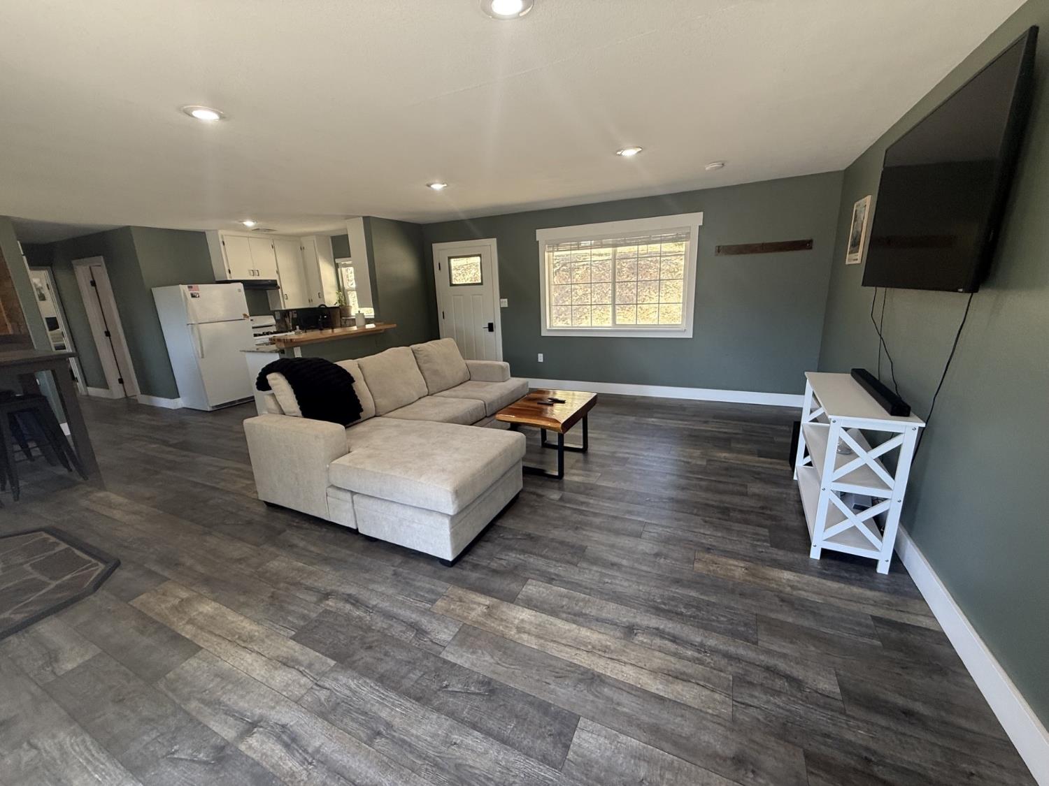 45250 Country View Ln, Ahwahnee, CA 93601