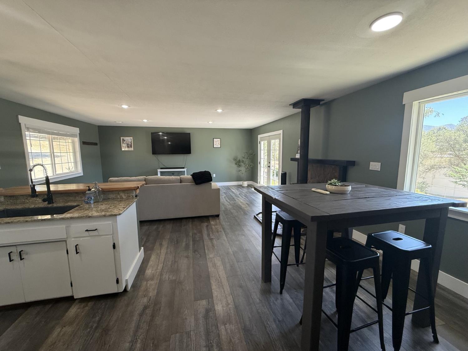 45250 Country View Ln, Ahwahnee, CA 93601