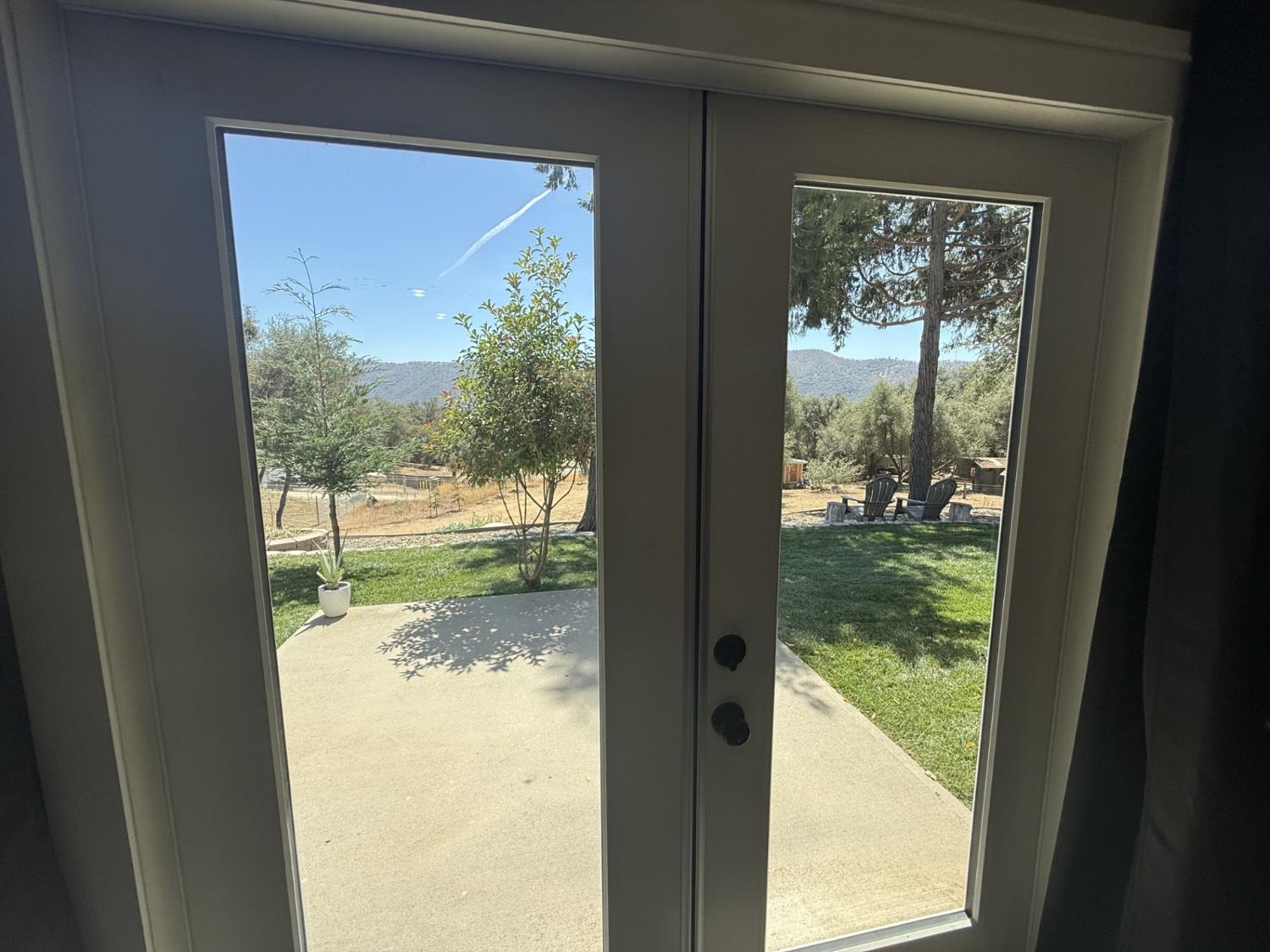 45250 Country View Ln, Ahwahnee, CA 93601