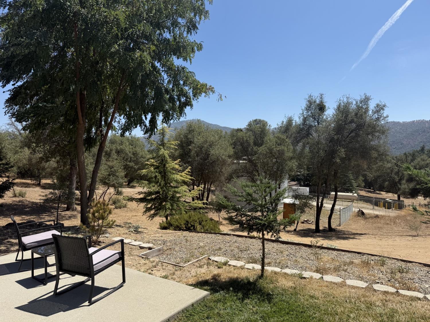 45250 Country View Ln, Ahwahnee, CA 93601