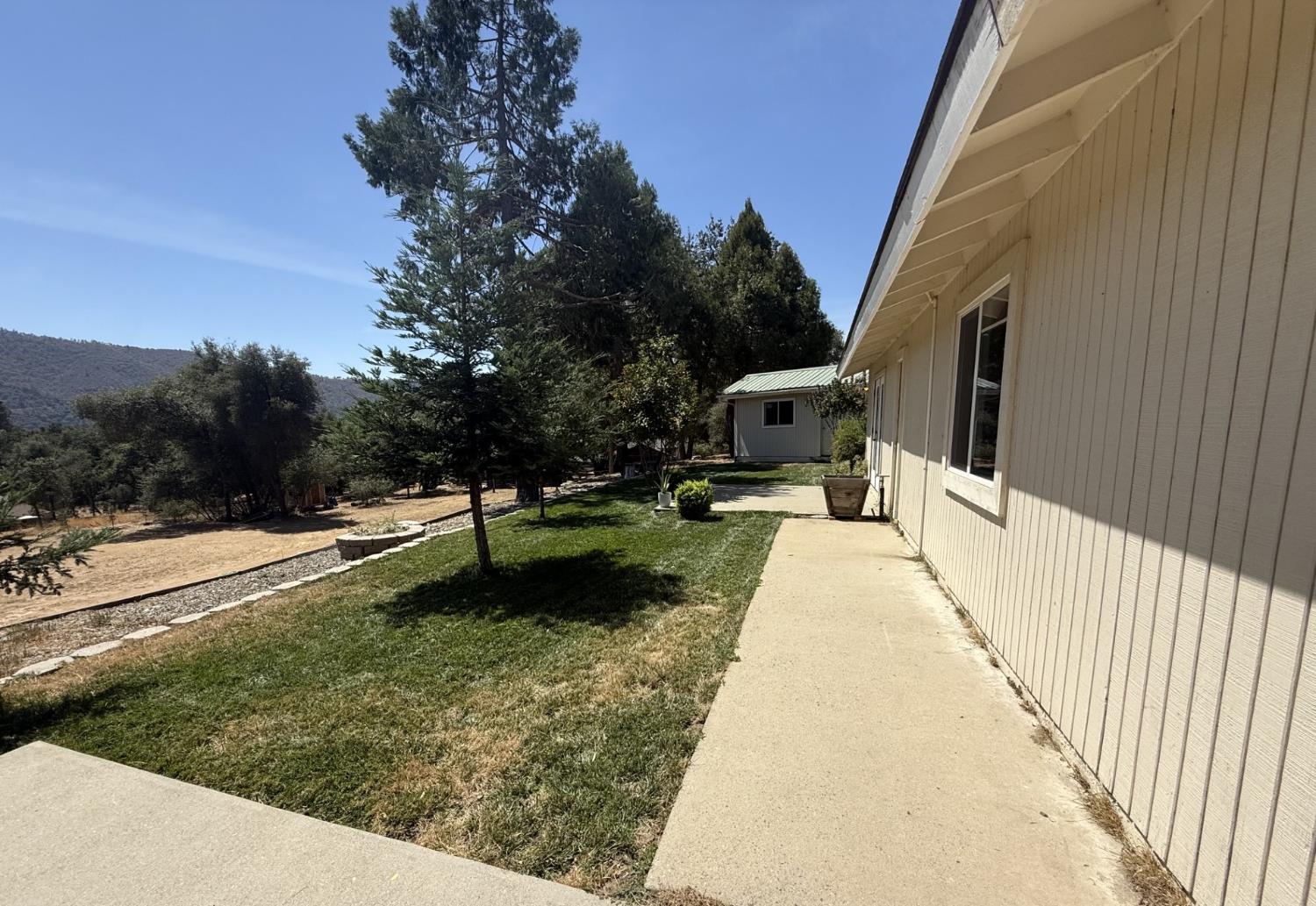 45250 Country View Ln, Ahwahnee, CA 93601