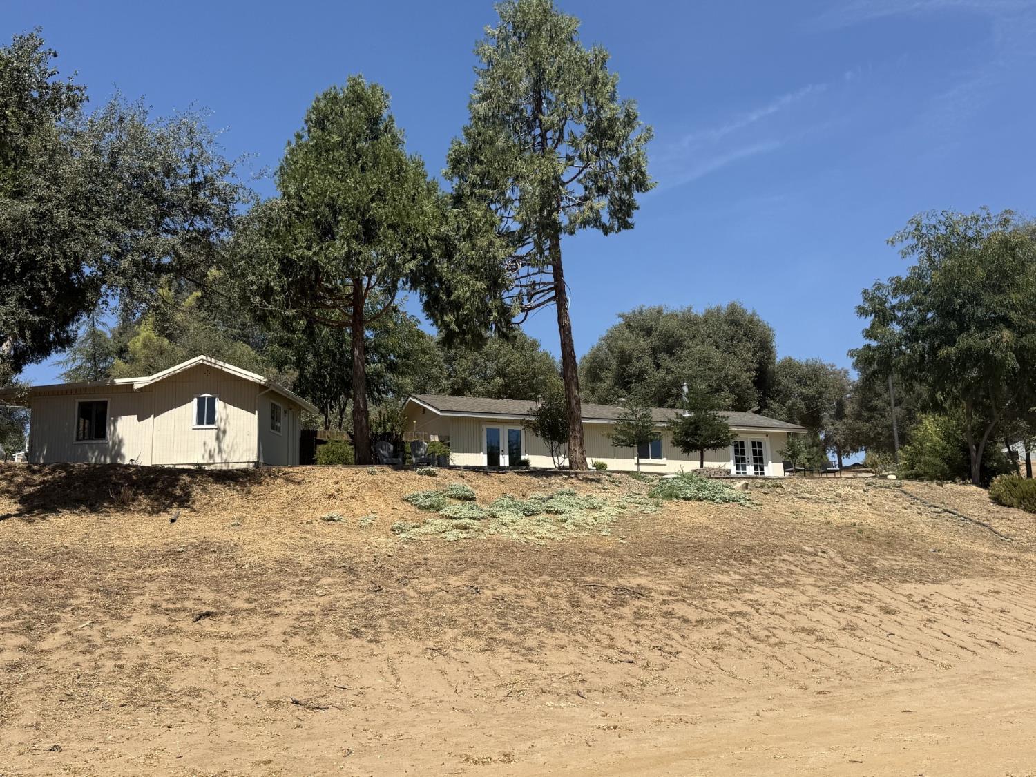 45250 Country View Ln, Ahwahnee, CA 93601