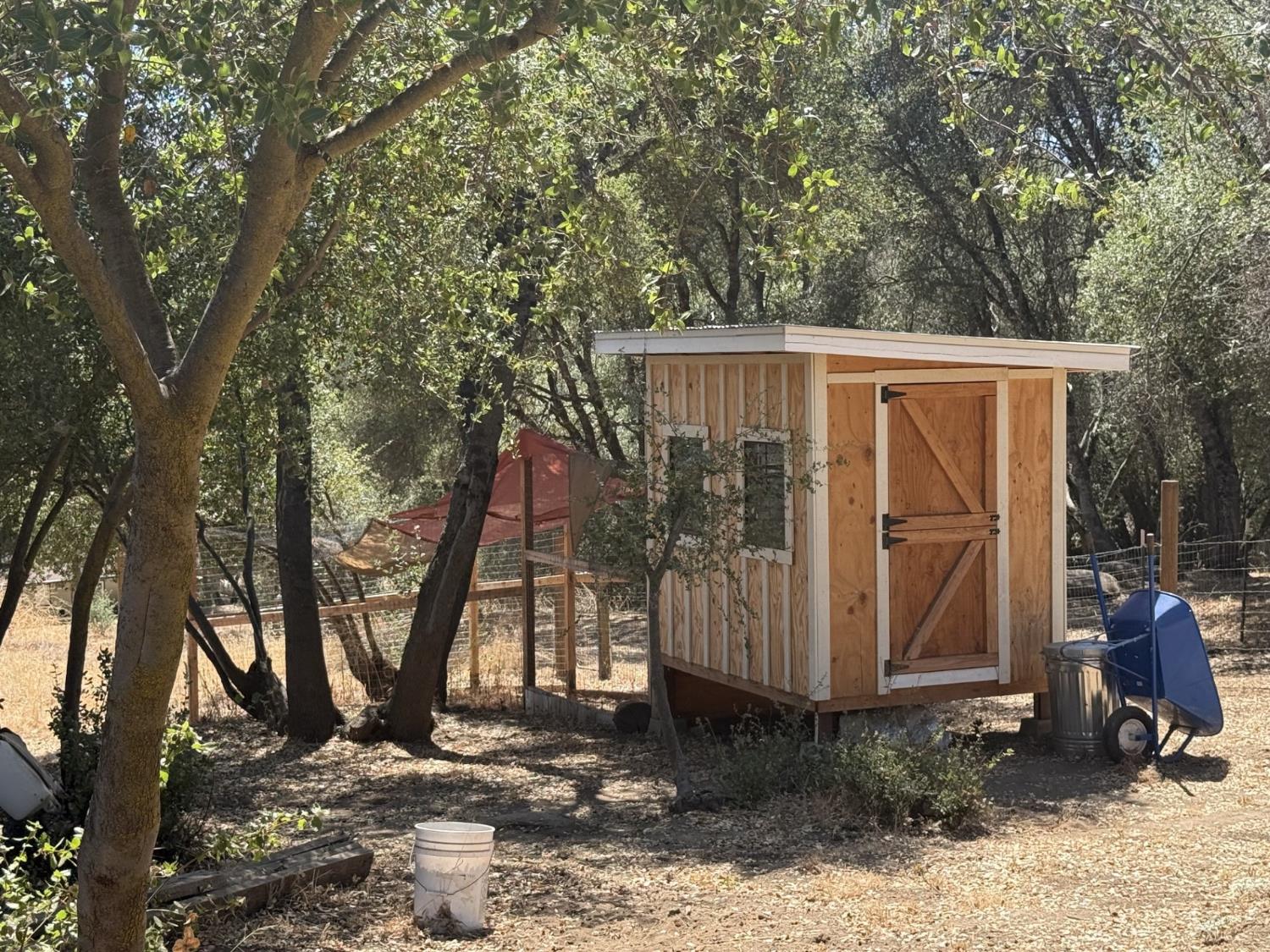 45250 Country View Ln, Ahwahnee, CA 93601