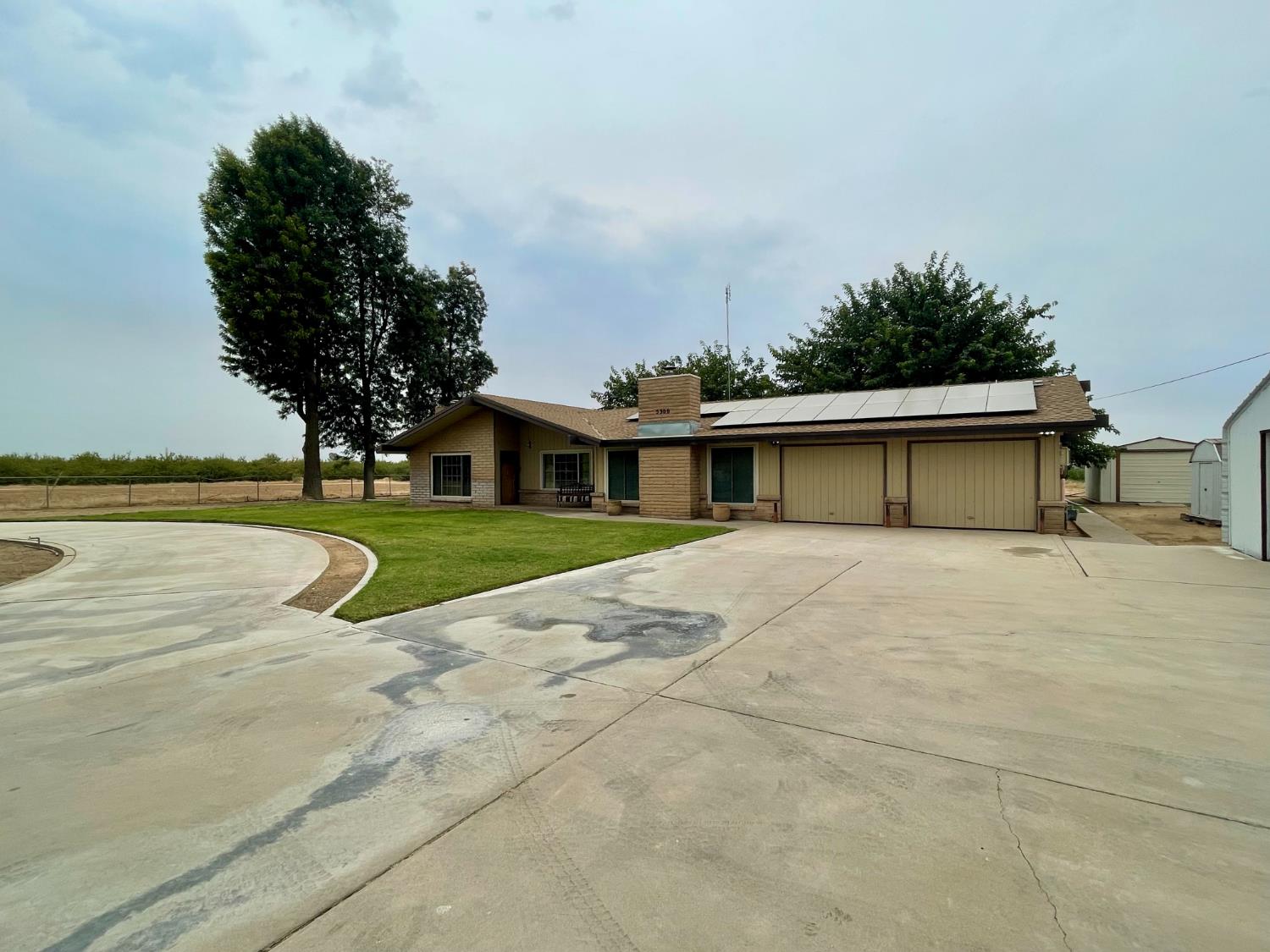 5306 W Belmont, Fresno, CA 93723