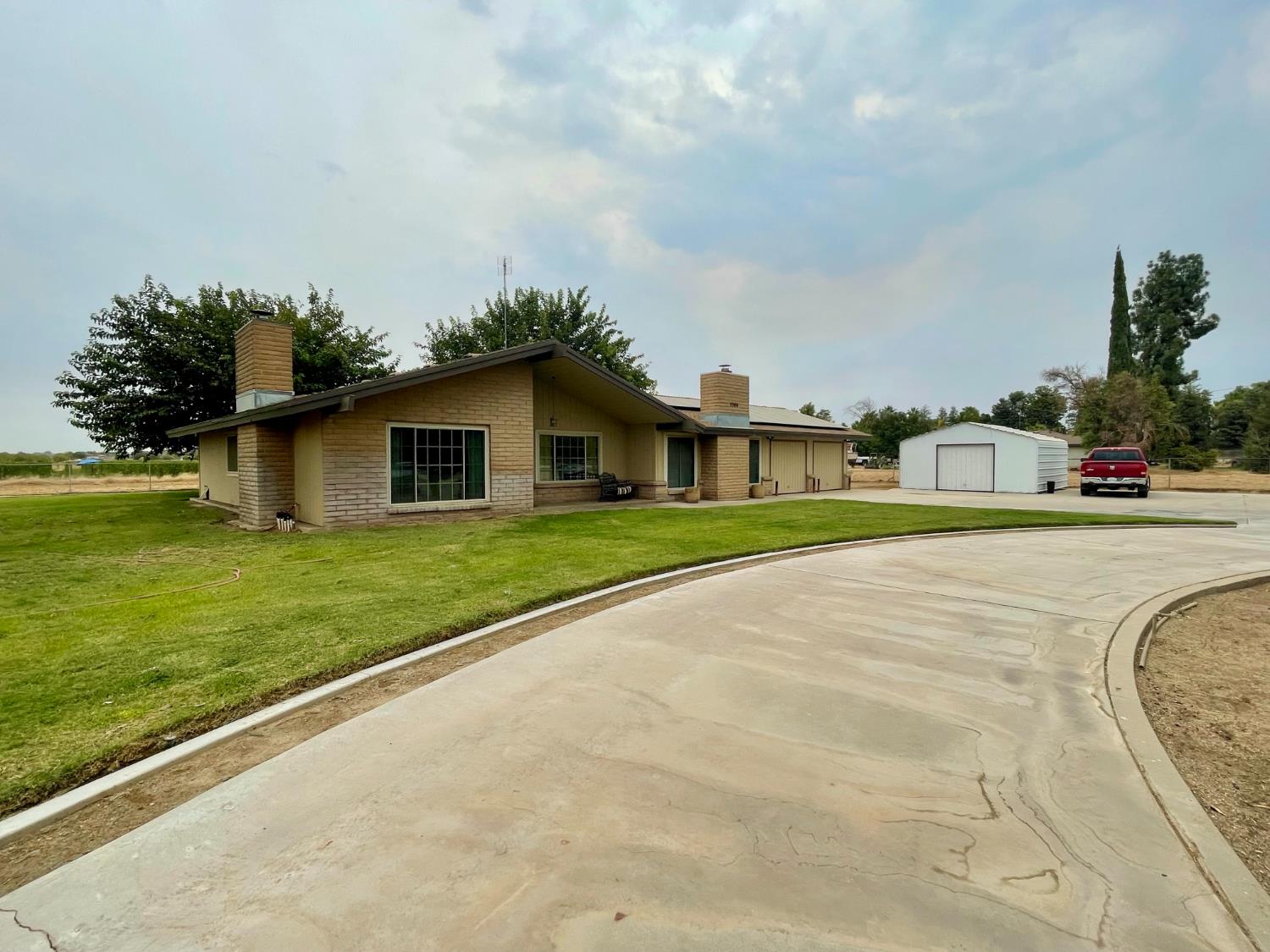 5306 W Belmont, Fresno, CA 93723