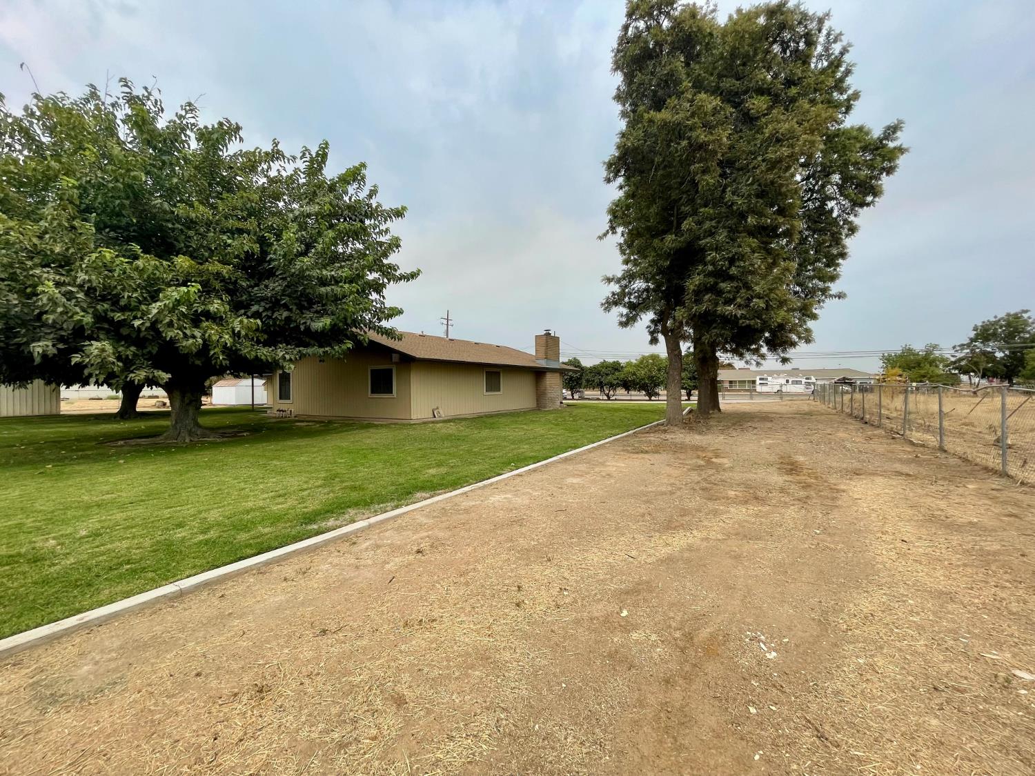 5306 W Belmont, Fresno, CA 93723