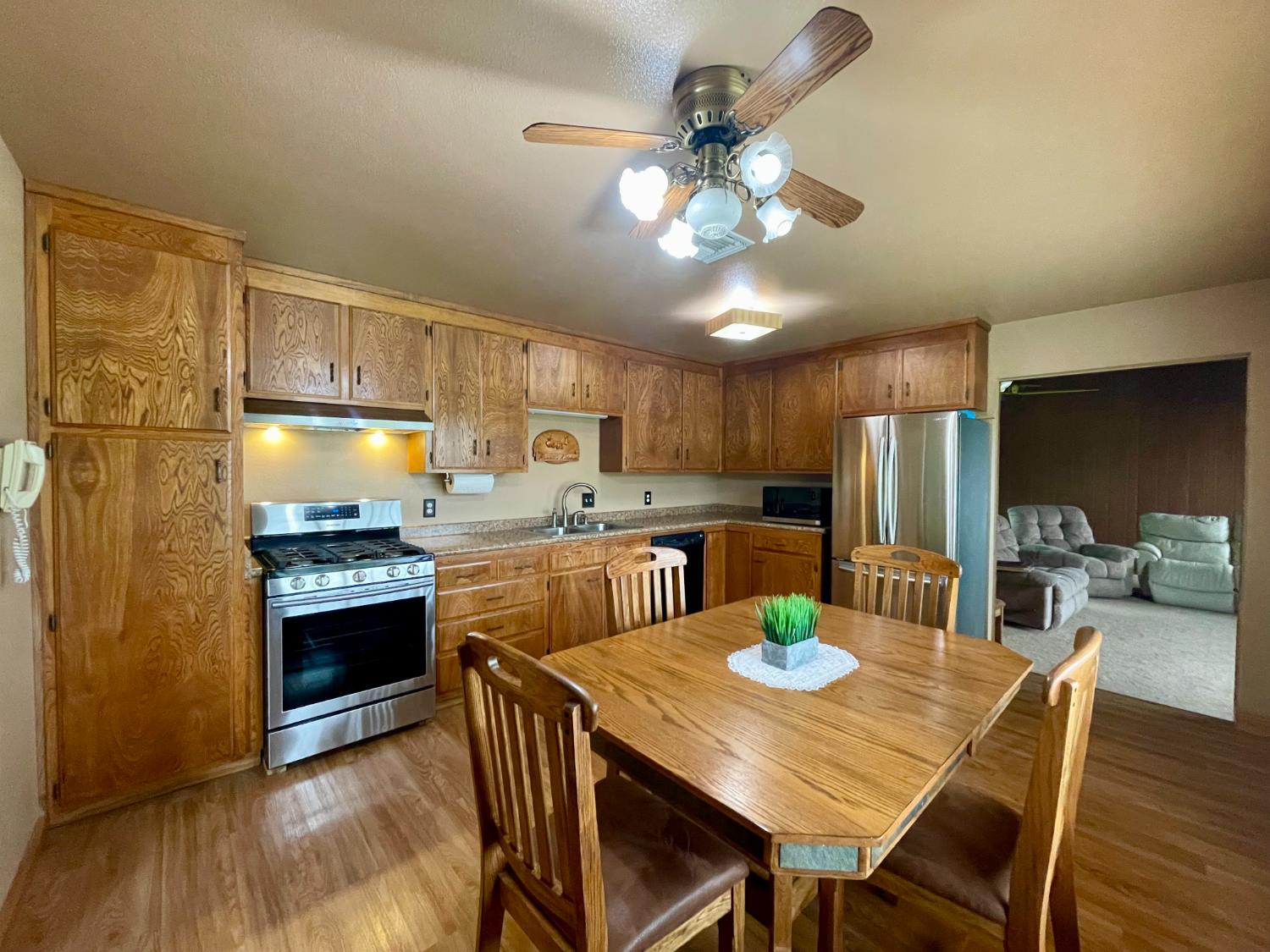 5306 W Belmont, Fresno, CA 93723