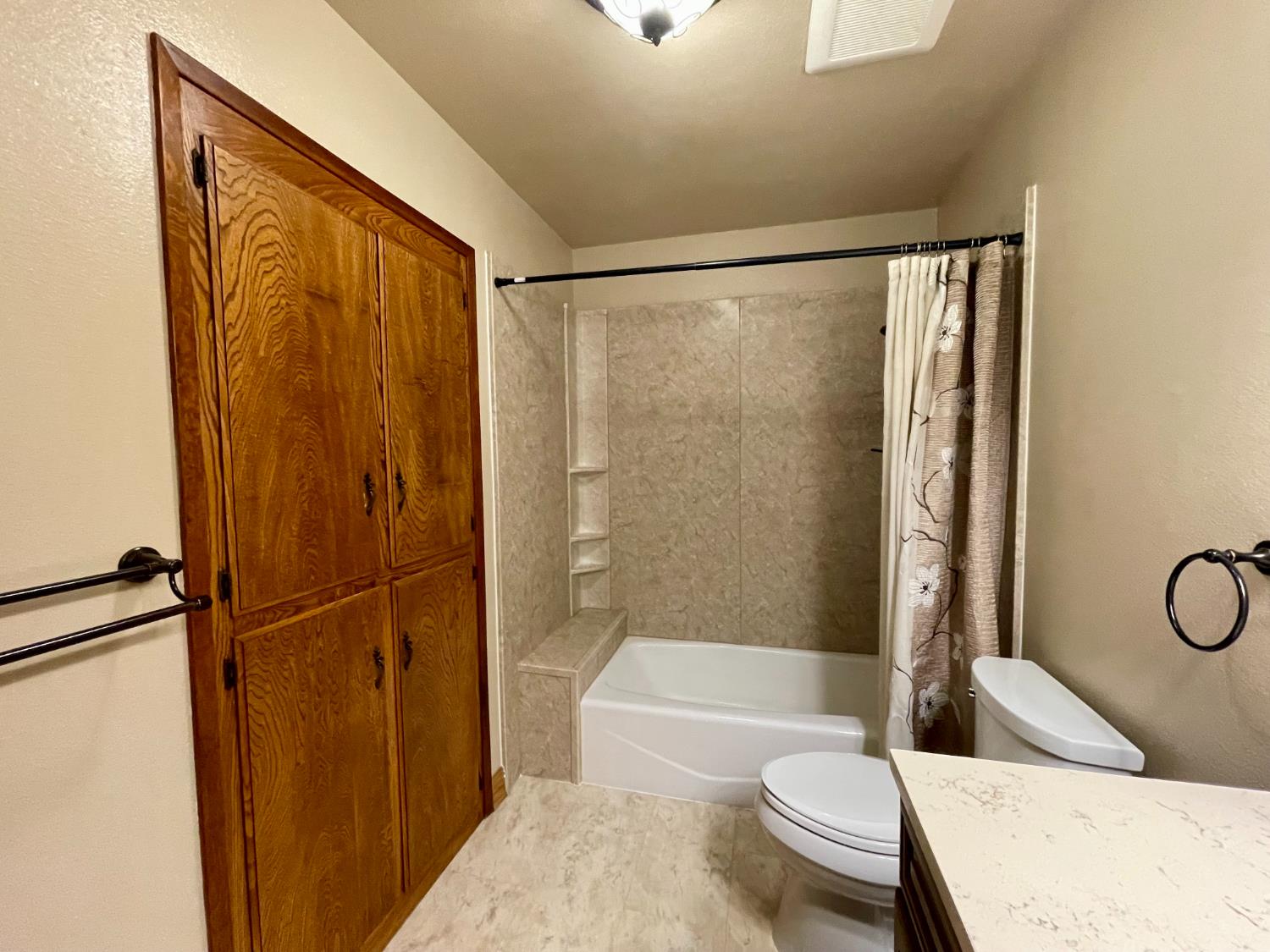 5306 W Belmont, Fresno, CA 93723