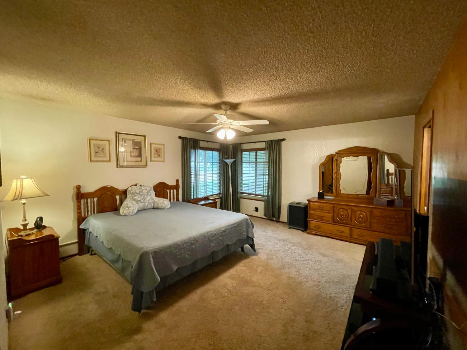 5306 W Belmont, Fresno, CA 93723