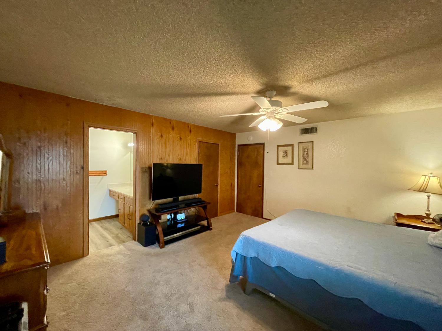 5306 W Belmont, Fresno, CA 93723