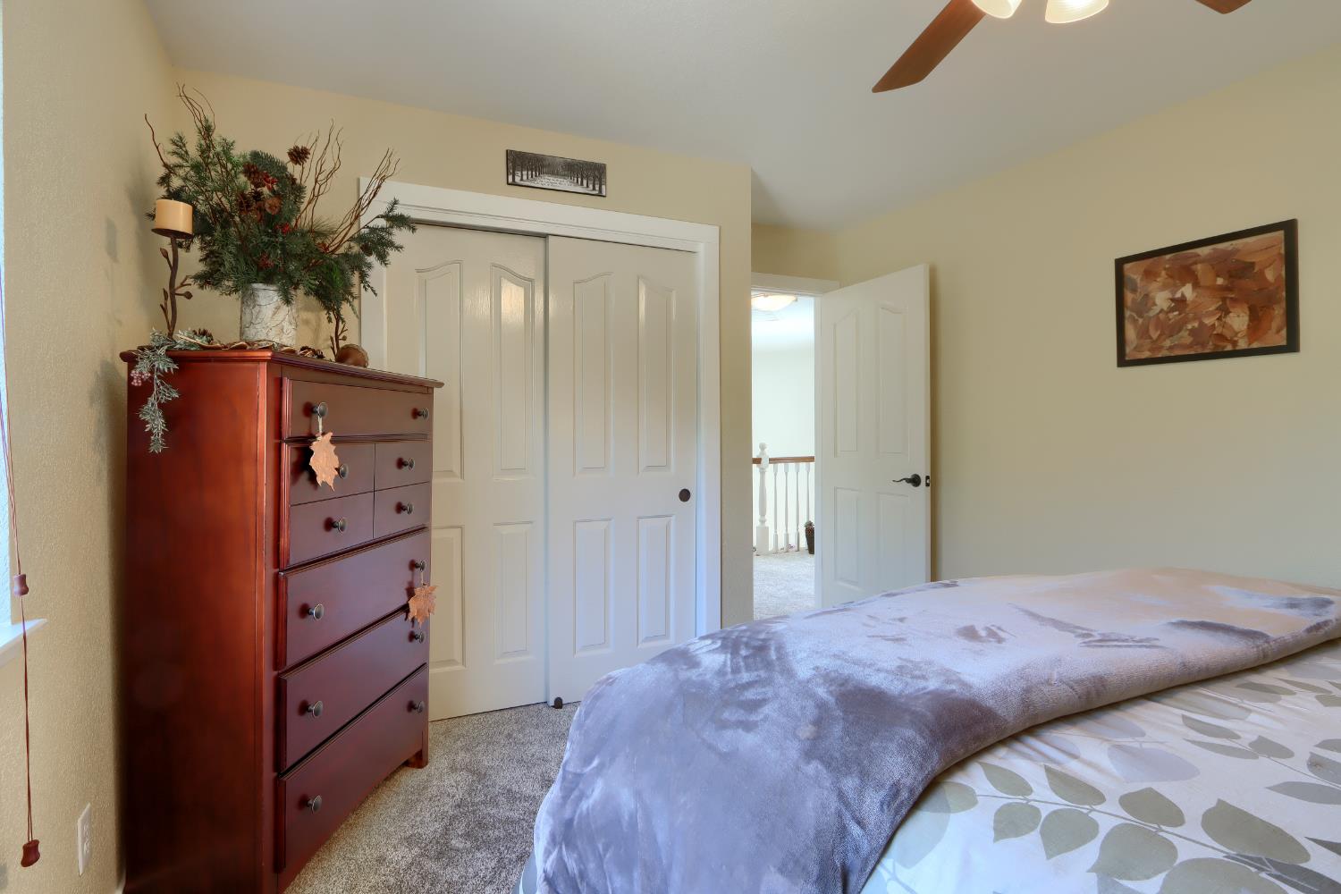 38393 Crestview Ln, Oakhurst, CA 93644