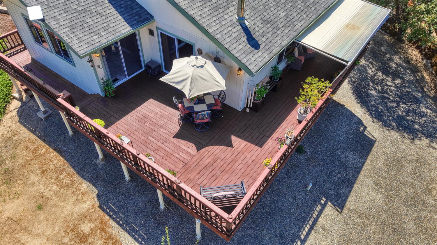 38393 Crestview Ln, Oakhurst, CA 93644