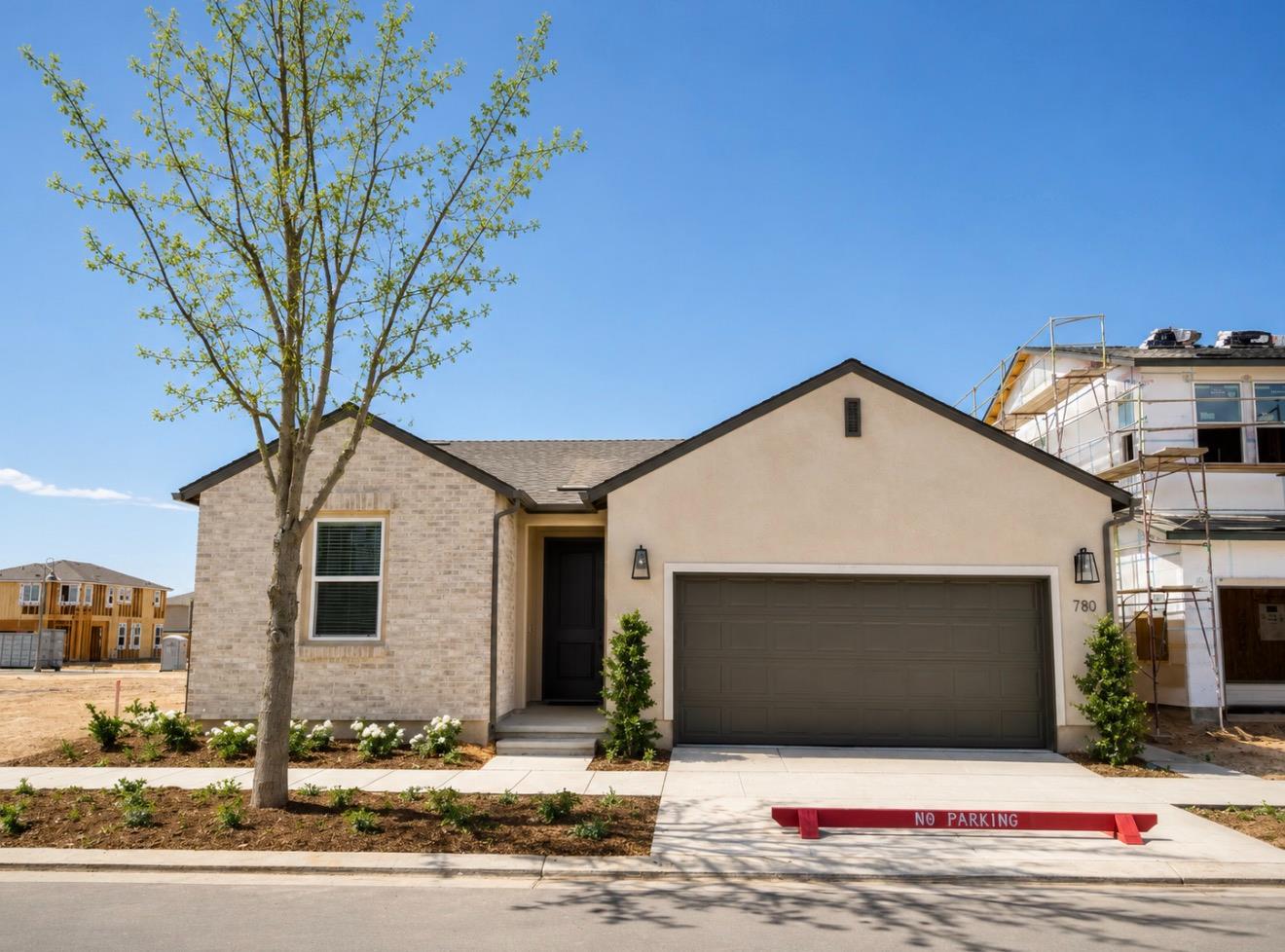 780 Josephine Ave, Madera, CA 93636