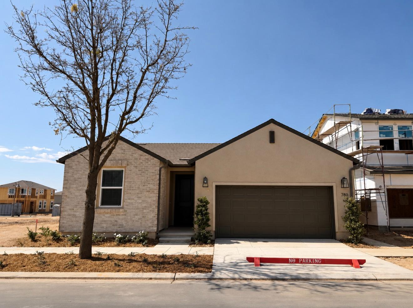 780 Josephine Ave, Madera, CA 93636