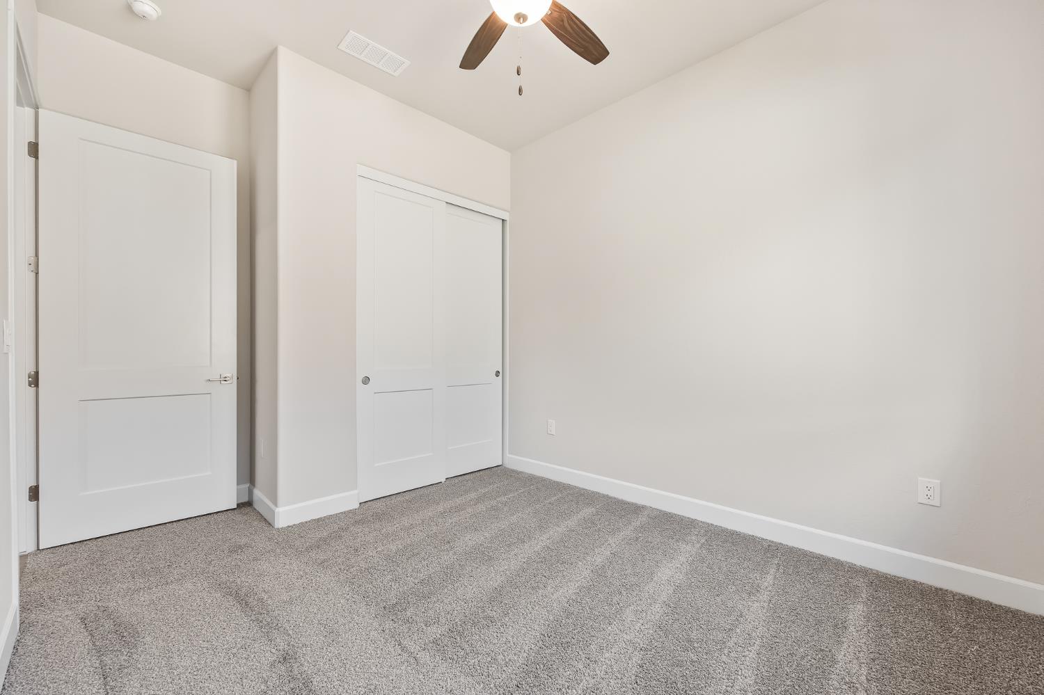 7210 W Ashcroft Ave, Fresno, CA 93723