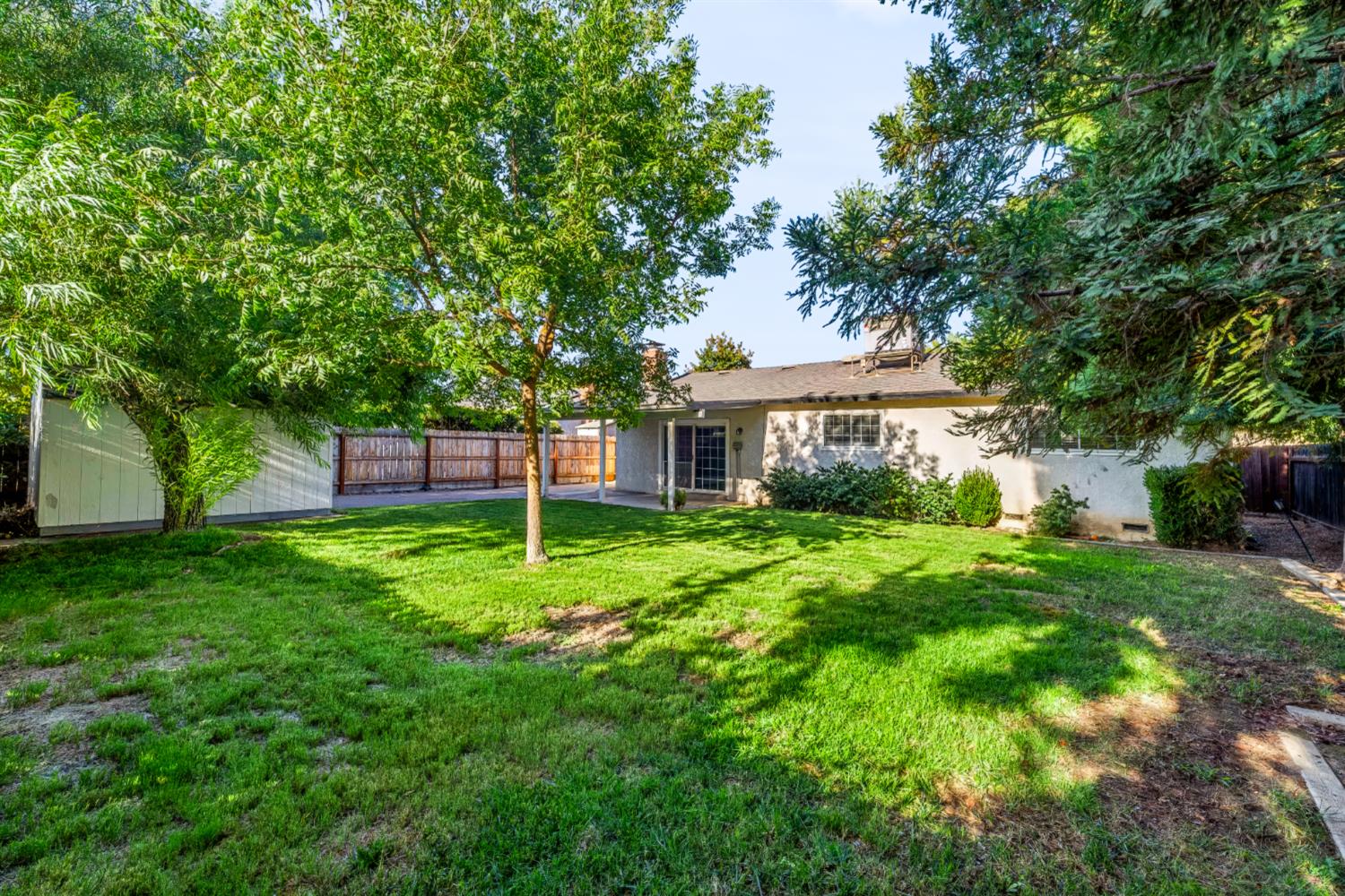 2386 Stanford Ave, Clovis, CA 93611