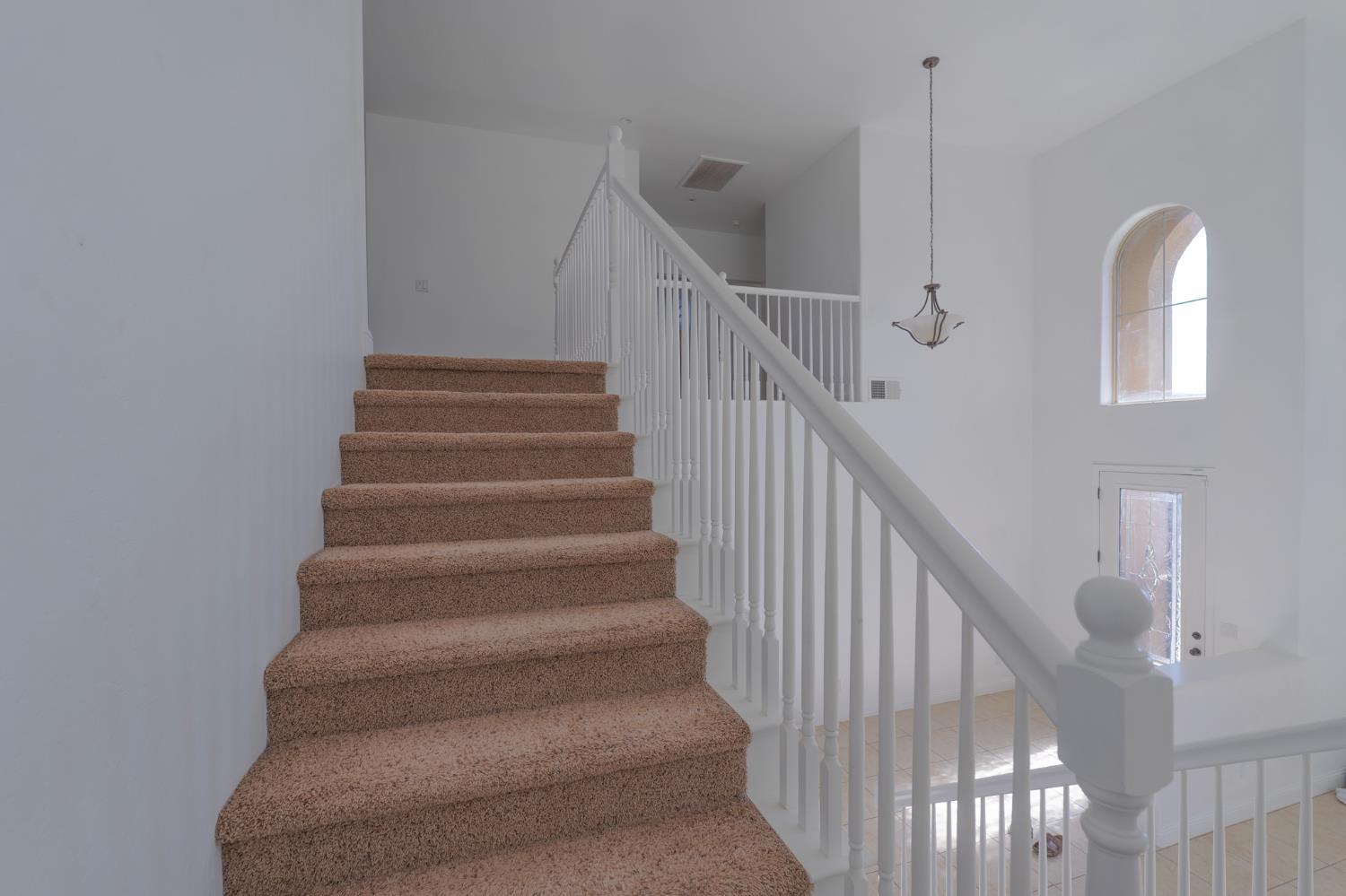 6120 N La Paz Ave, Fresno, CA 93723