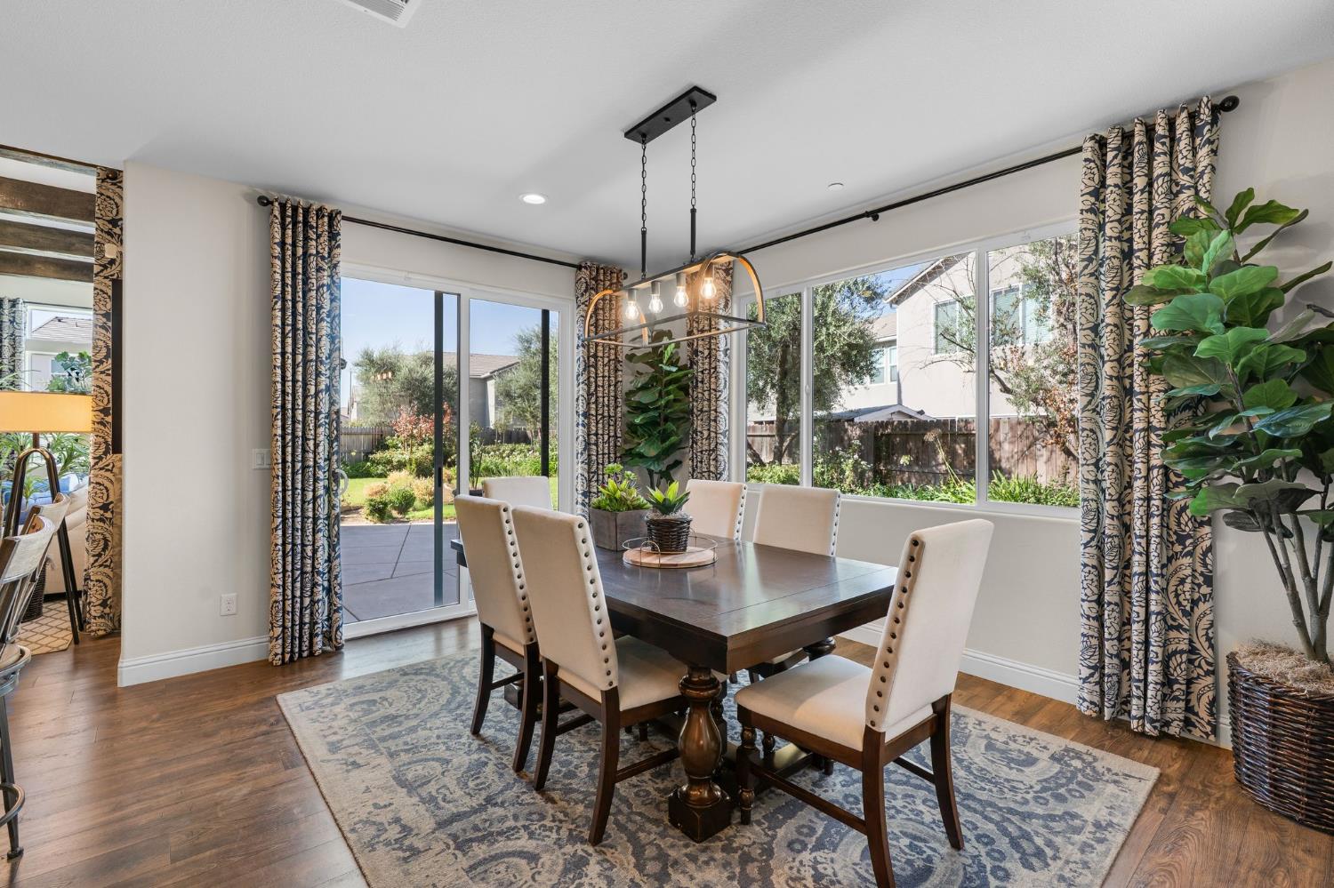 4367 N Brent Ave, Fresno, CA 93723