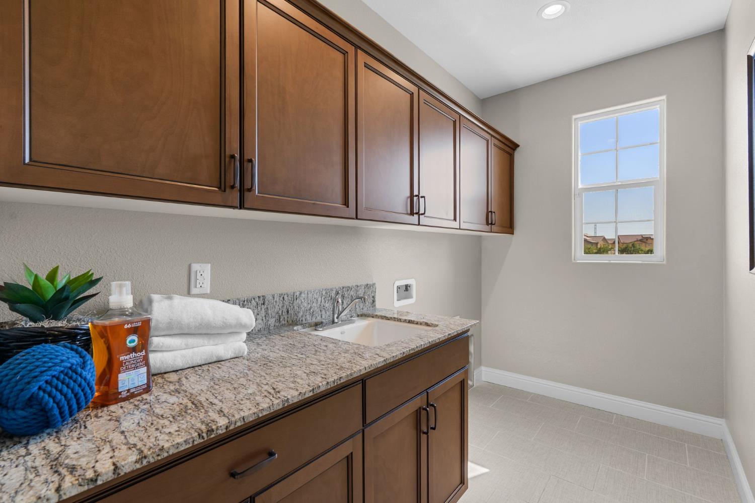 4367 N Brent Ave, Fresno, CA 93723