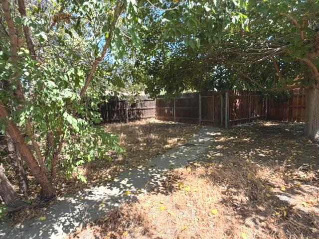 228 Yale Ave, Coalinga, CA 93210
