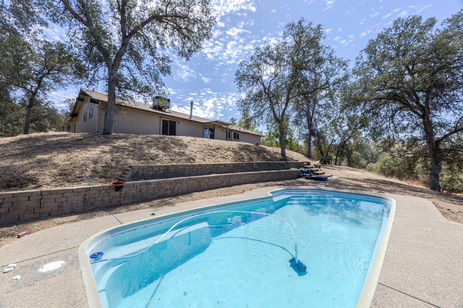 33856 Rivercrest Rd N, Coarsegold, CA 93614