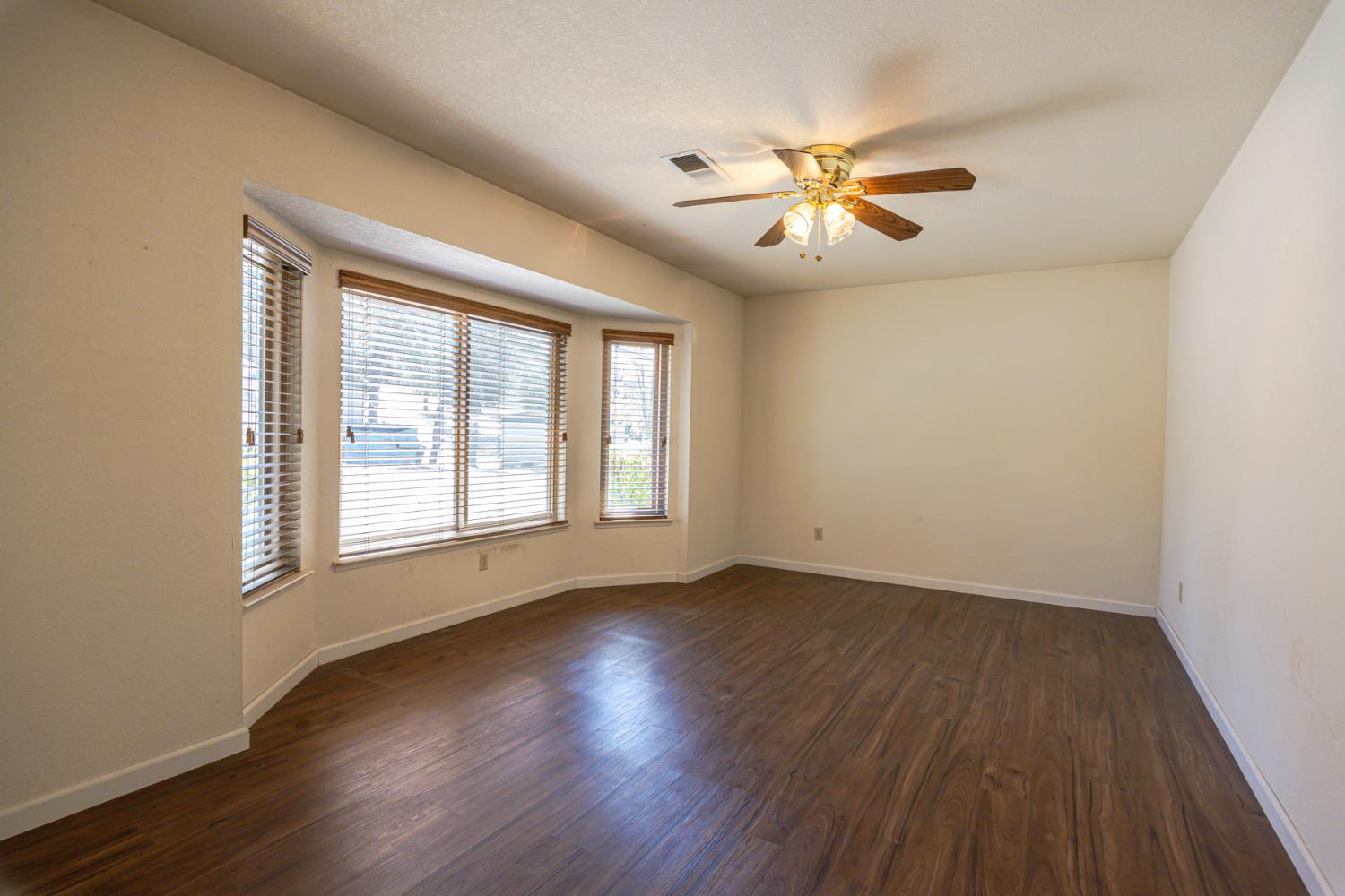 33856 Rivercrest Rd N, Coarsegold, CA 93614