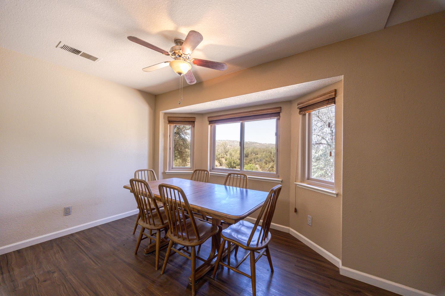 33856 Rivercrest Rd N, Coarsegold, CA 93614