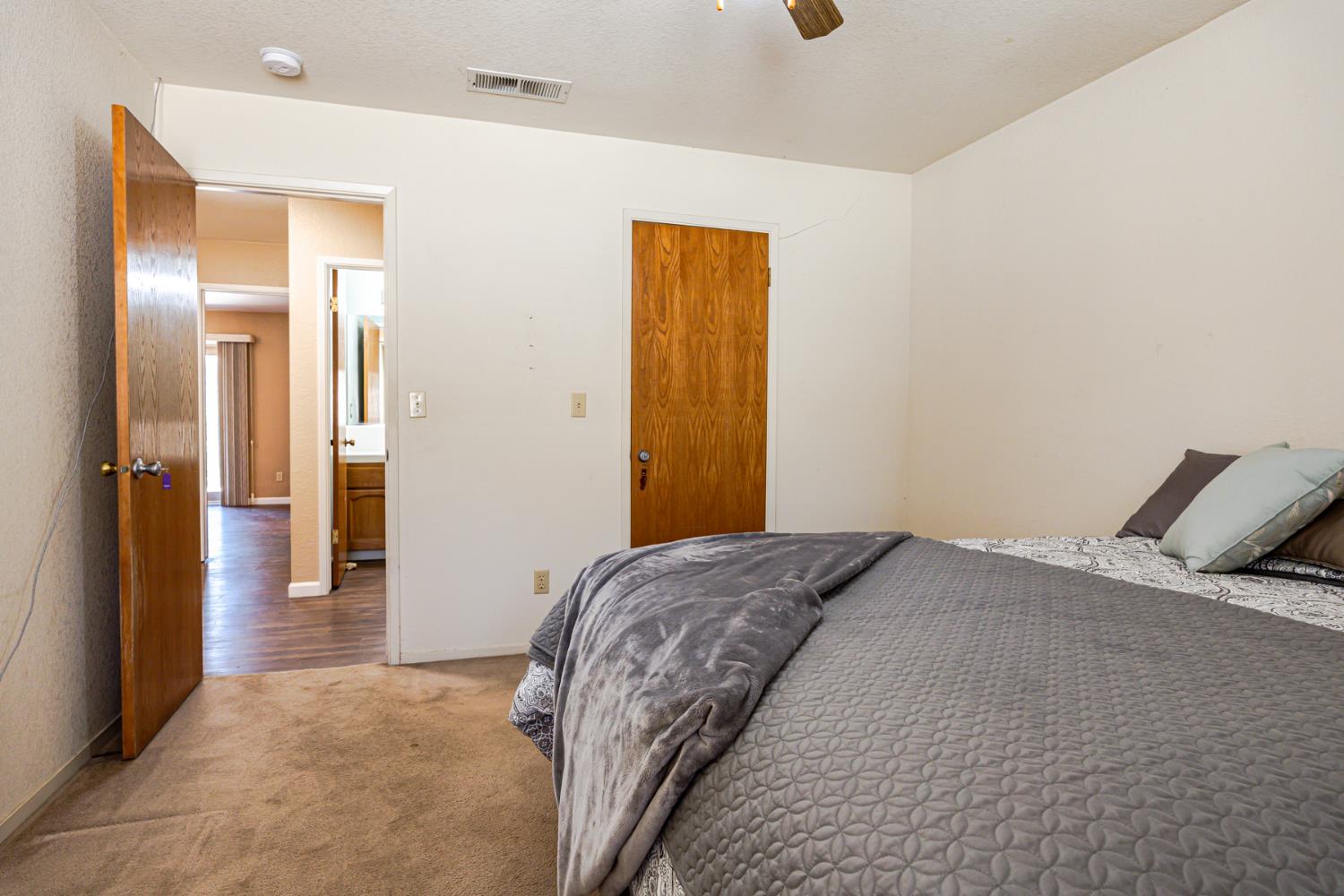 33856 Rivercrest Rd N, Coarsegold, CA 93614