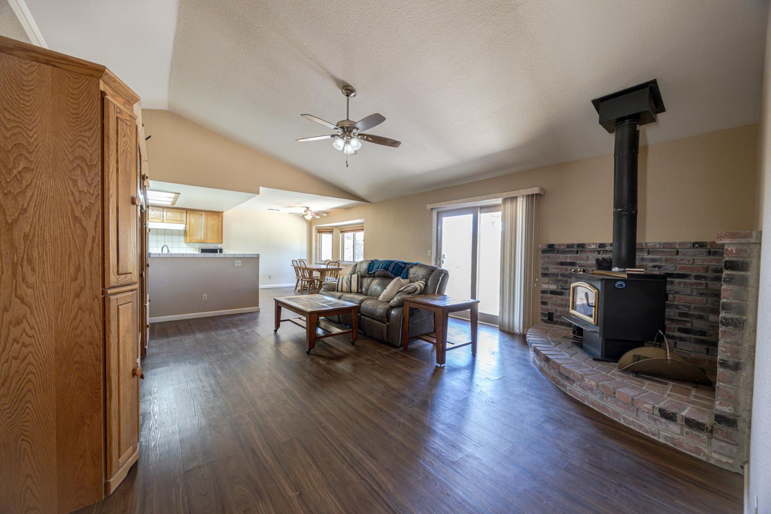 33856 Rivercrest Rd N, Coarsegold, CA 93614