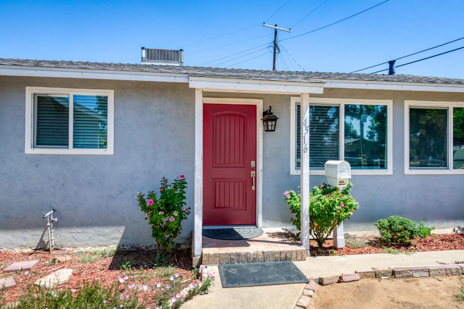 4516 N Anna St, Fresno, CA 93726